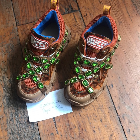 Gucci Flashtrek sneakers with Crystals - Picture 11 of 11